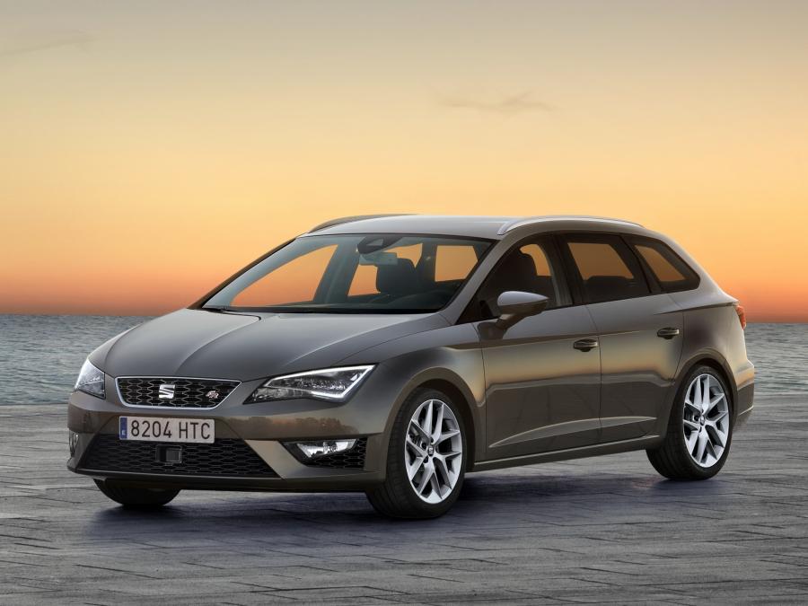  Seat Leon ST FR 2013 года  (фото 12 из 18)